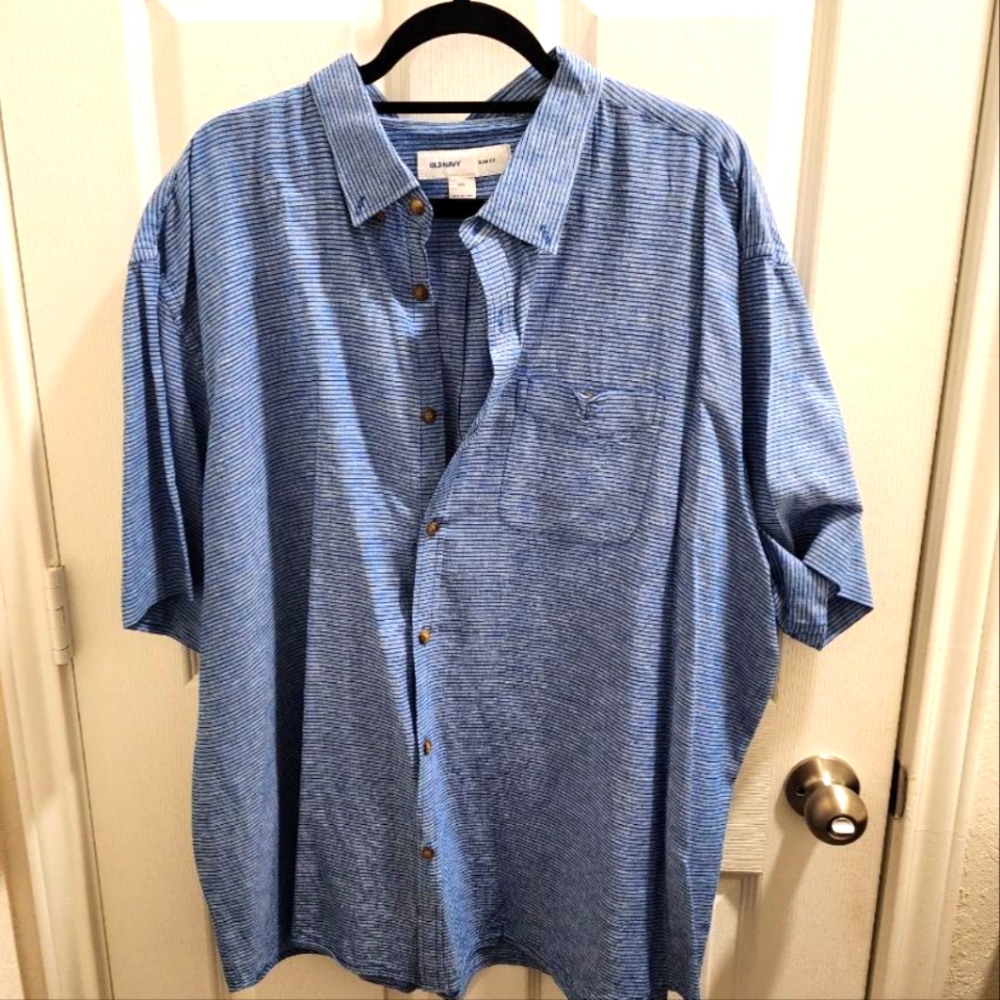 Old Navy short sleeve button down